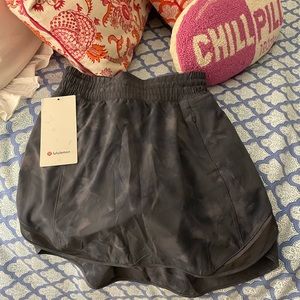 🔴LULULEMON HR SKIRT